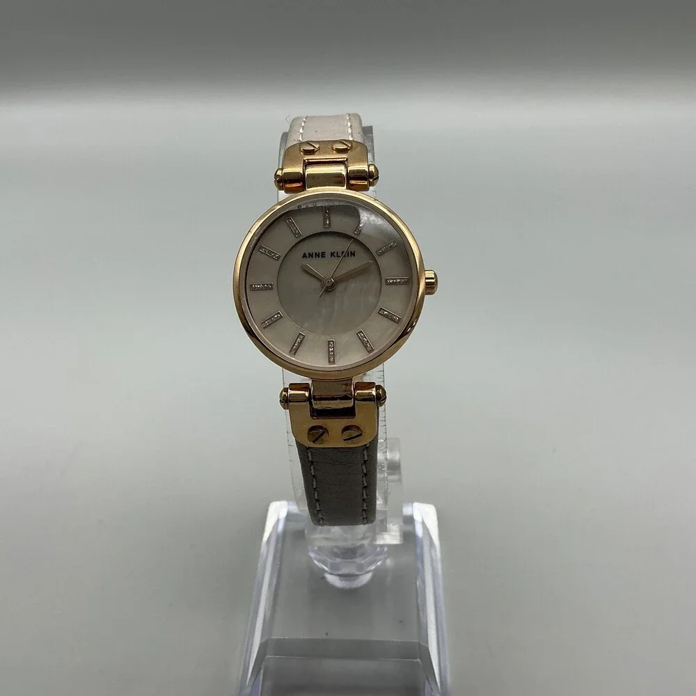 Anne Klein see photos